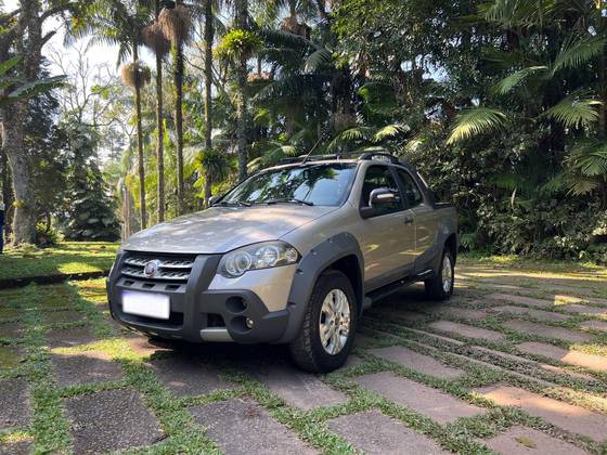 FIAT STRADA 1.8 MPI ADVENTURE CD 8V FLEX 2P MANUAL